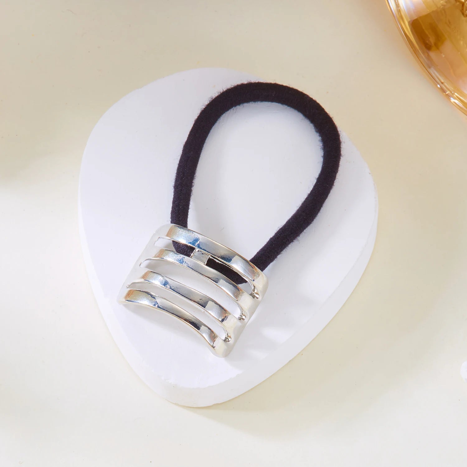 Corde à cheveux Dorée - Accessoire Élégant pour Coiffure